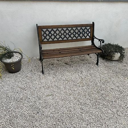 Appartement T2 Avec Terrasse Et Cour กาวายง ภายนอก รูปภาพ