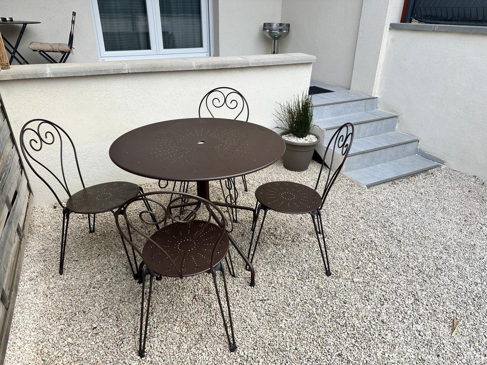 Appartement T2 Avec Terrasse Et Cour กาวายง ภายนอก รูปภาพ