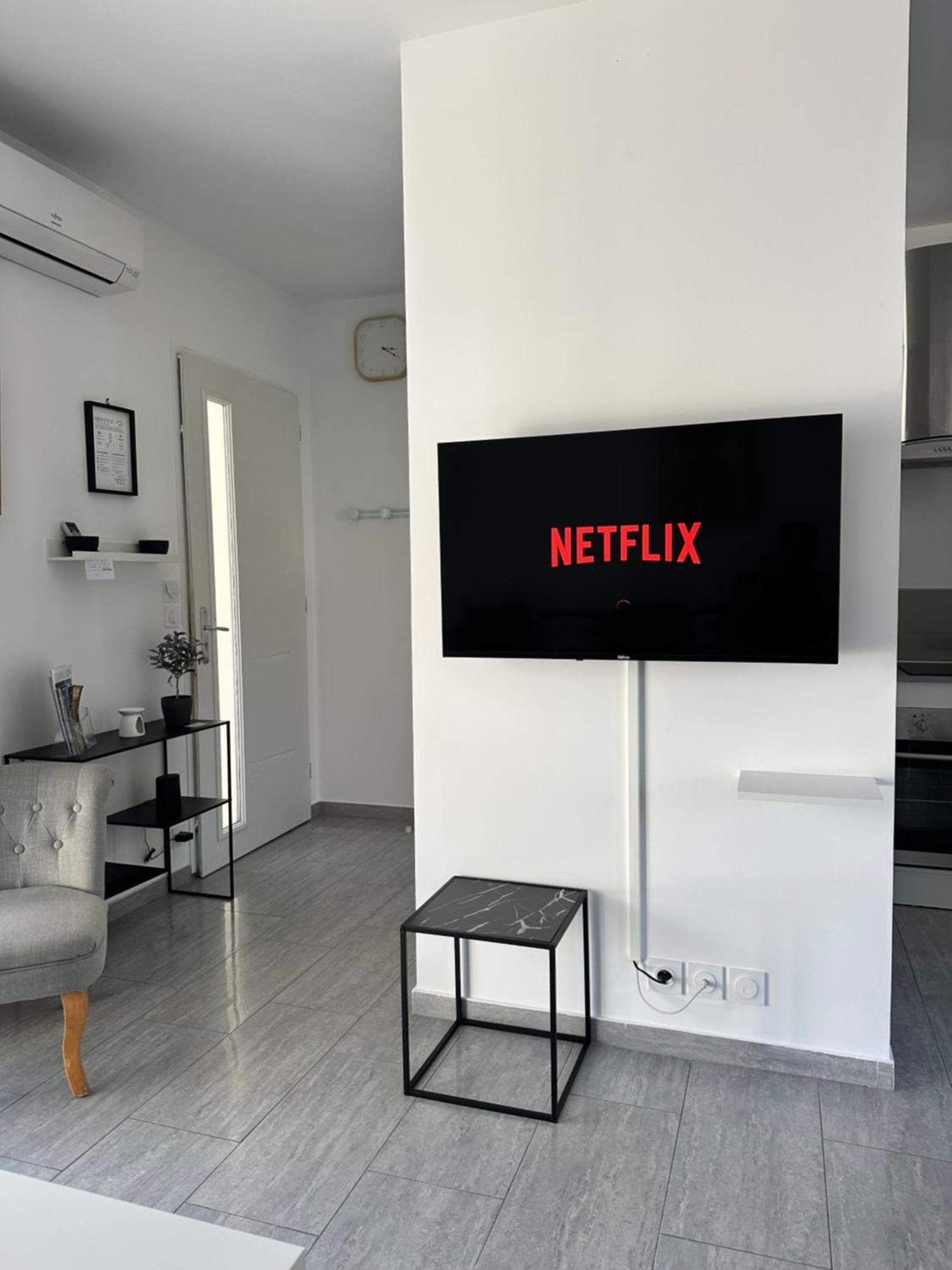 Appartement T2 Avec Terrasse Et Cour กาวายง ภายนอก รูปภาพ